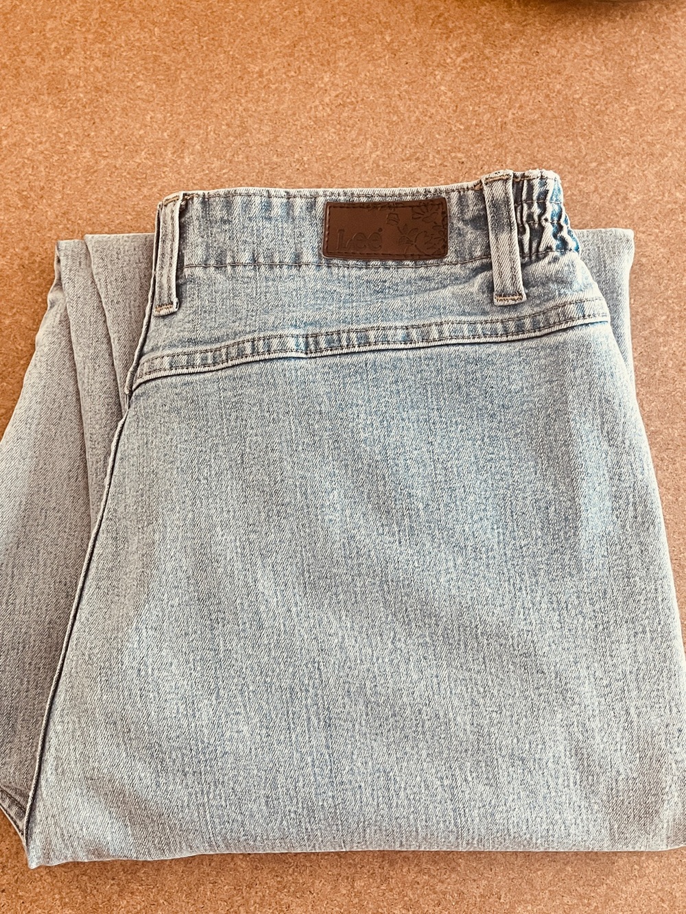 Lee Women’s Light Wash Straight Leg Jeans
